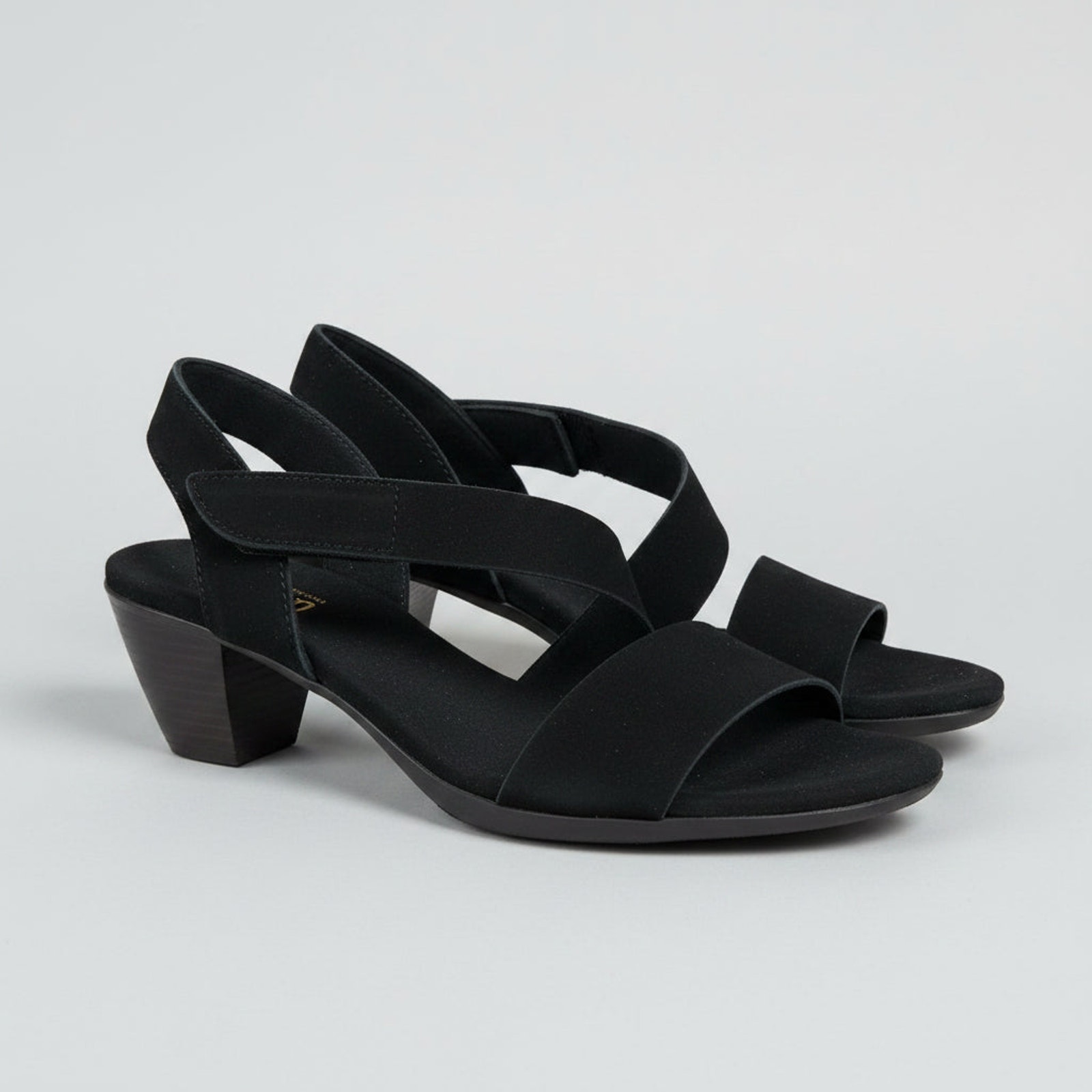 Munro Black Suede Lucia Sandals, Size 10, Brand New!